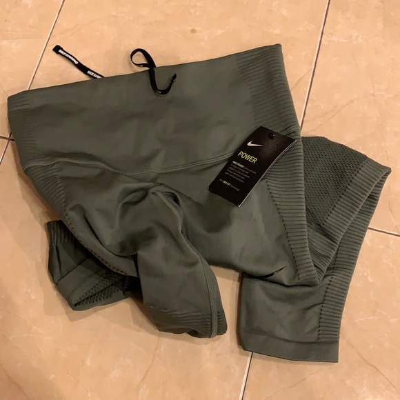 Nike | Pants \u0026 Jumpsuits | Nike Epic 
